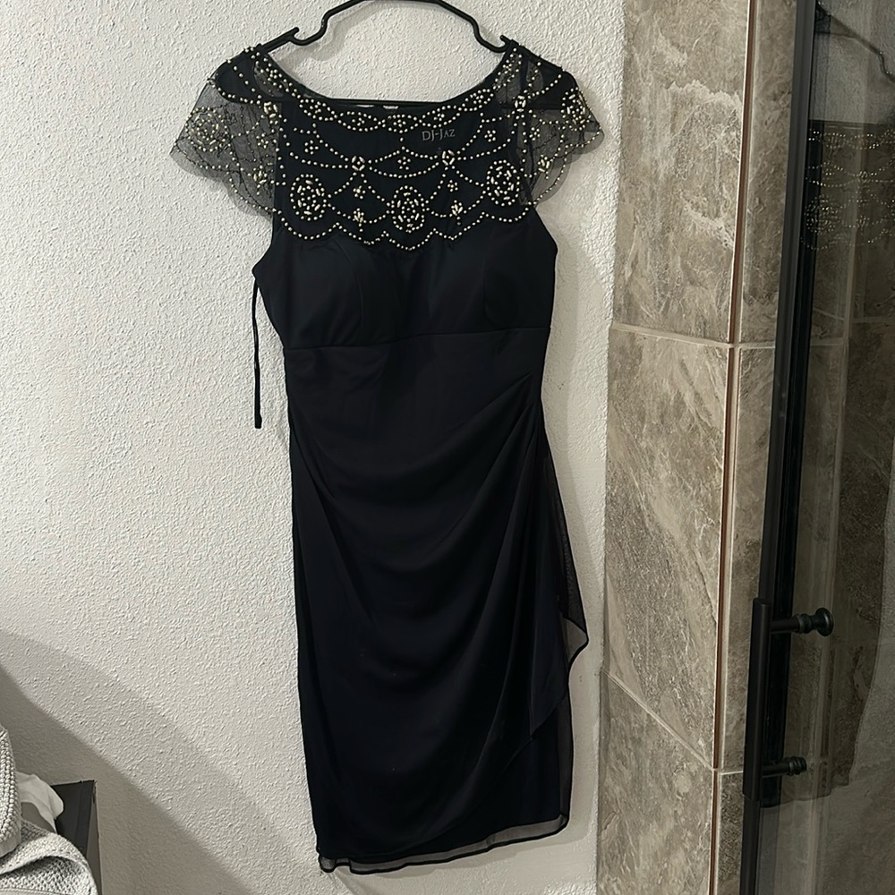DJ-JAZ Dress Size 8 NWOT